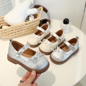 Chaussures pour enfants en cuir PU avec nœud papillon et perles, style Mary Jane, printemps-automne, mode, semelle souple et confortable - Product Image 2