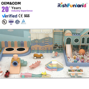 Structure de jeu intérieure pour enfants en mousse sûre, piscine à balles océaniques, toboggan, blocs de construction, équipement de jeu souple et durable pour la garderie - Product Image 1