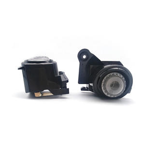 ไฟส่องพื้นโลโก้ LED แบบโปรเจคเตอร์สำหรับกระจกมองข้างรถยนต์ G-Class - Product Image 4