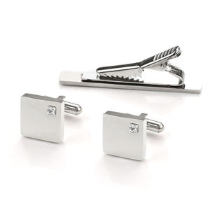Vente directe usine : Boutons de manchette carrés en acier inoxydable, personnalisés, à motif gaufré délicat, avec pierre, pour mariages, promotions, fêtes et anniversaires - Product Image 1