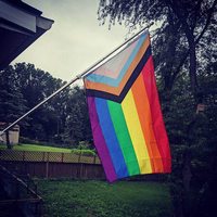 Drapeau arc-en-ciel Progress Pride 3x5 pieds (90x150cm) en polyester tissé 75D, résistant à la décoloration, écologique, pour les LGBTQ, gays, lesbiennes, transgenres