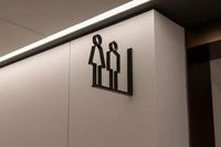 Nouvelle plaque signalétique WC en bois personnalisable RFQprint vérifiée pour extérieur scolaire, bureau, porte de toilettes, signalisation nominative