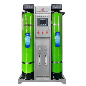 Pequeña Planta de Tratamiento de Agua de 2000L por hora, máquina purificadora de agua con filtro de agua de ósmosis inversa RO