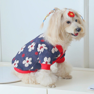 Pull tricoté à fleurs pour petits chiens, manteau chaud d'automne et d'hiver avec doublure en polaire, vêtements pour animaux de compagnie - Product Image 3