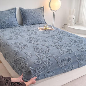 Nueva funda de <span class=keywords><strong>cama</strong></span> de tela con mechones de color liso al por mayor de fábrica en una sola pieza con aislamiento adicional para una mayor calidez y comodidad. - Product Image 2