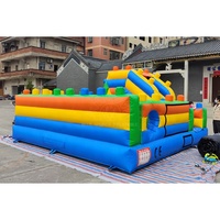 Structure intérieure en PVC Château plein d'entrain gonflable Videur sautant gonflable avec toboggan