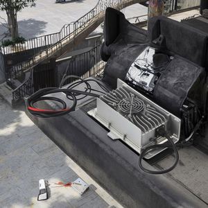 Estación de Carga OBC de 1.3KW IP67 Resistente al Agua de 72V 18A para Autos Eléctricos y Carritos de Golf con Tecnología de Batería Lifepo4 - Product Image 5