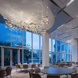 โคมไฟระย้าคริสตัลตกแต่งห้องจัดเลี้ยงงานแต่งงาน Zeal Lighting โคมไฟระย้าใบไม้แก้วสั่งทำพิเศษสำหรับโรงแรม วิลล่า ล็อบบี้ - Product Image 3