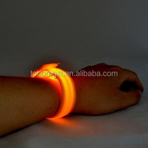 Pulsera LED con Control Remoto Intermitente Personalizada y Atractiva en Promoción-NALB-013 - Product Image 6