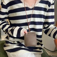 Vente directe usine – Pochette de cou souple en cuir véritable tendance pour femme, porte-monnaie, porte-écouteurs et porte-cartes d'identité