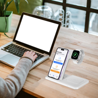 Support magnétique 3-en-1 pour téléphone avec station de charge sans fil QC3.0 15W et port DC pour iPhone 17/16/15/14/13, iWatch et Airpods