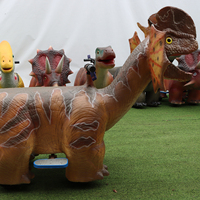 Trottinette Électrique Dinosaure Personnalisée pour Enfants, Siège Sûr, Idéale pour Location en Aire de Jeux Intérieure/Extérieure