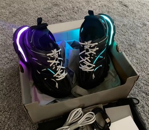 Sneakers de luxe de créateurs, qualité originale, style rétro, chaussures décontractées unisexes de haute qualité, semelle intermédiaire en EVA, semelle extérieure en caoutchouc - Product Image 1