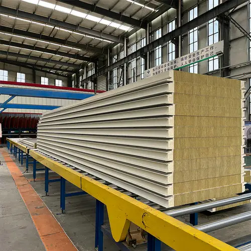 Chất lượng cao chống cháy ppgi đá len tường Bảng điều khiển 50mm đá khoáng len Sandwich Panel với PU niêm phong bên cho kho