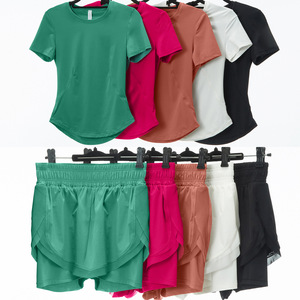 Combinaison de yoga fitness à séchage rapide au-dessus du genou pour femmes de <span class=keywords><strong>taille</strong></span> <span class=keywords><strong>XL</strong></span> Vêtements de sport d'été sur glace deux pièces avec hauts courts - Product Image 3