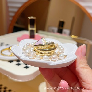 Plato de Resina para Exhibición de Joyas con Flores, 9 cm, Blanco, Estilo Europeo, Accesorio para Fotografía, Adorno - Product Image 4
