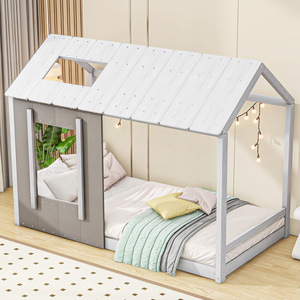เตียงบ้านเด็กสีขาวและสีเทา โครงไม้ เฟอร์นิเจอร์ห้องนอนสำหรับเด็ก พร้อมไฟและดีไซน์หน้าต่าง - Product Image 2