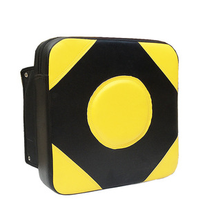 Cible de frappe murale pour enfants, équipement d'entraînement de boxe à usage domestique, anti-stress, design jaune et noir - Product Image 1