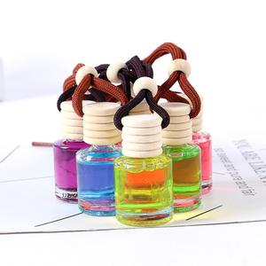 Deodorante per Auto Più Venduto da 8ml, Bottiglia di Vetro con Clip per Bocchetta di Ventilazione, Ciondolo Appeso con Profumo Liquido alla Lavanda e Rosa - Product Image 4