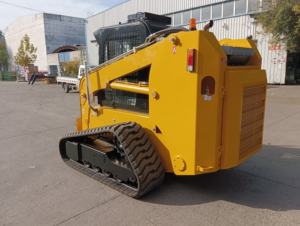 <span class=keywords><strong>Skid</strong></span> Steer <span class=keywords><strong>Loader</strong></span> TS125 Multifungsi Konstruksi Gudang Pembersihan Salju Konsumsi Bahan Bakar Rendah Tahan Lama - Product Image 3