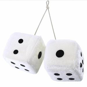 New Custom Logo Xe Treo Đầy Màu Sắc <span class=keywords><strong>Fuzzy</strong></span> Dice Nhồi Plush Cubes - Product Image 4