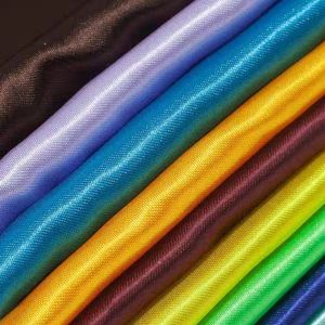 Usine <span class=keywords><strong>pas</strong></span> <span class=keywords><strong>cher</strong></span> tissé 100% Polyester satin <span class=keywords><strong>tissu</strong></span> satin <span class=keywords><strong>tissu</strong></span> <span class=keywords><strong>pour</strong></span> tissus emballage en rouleau - Product Image 4
