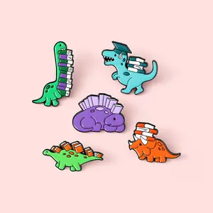 Pin kerah buku Pin Enamel dinosaurus menyenangkan kartun Brontosaurus Stegosaurus Tyrannosaurus hadiah lencana untuk anak-anak