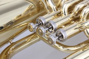 EUPHONIUM 3+1 PISTONS Clé Sib <span class=keywords><strong>Instrument</strong></span> en laiton <span class=keywords><strong>Instrument</strong></span> de musique Étui rigide plaqué argent Modèle EU-743 - Product Image 6