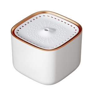<span class=keywords><strong>Fontaine</strong></span> <span class=keywords><strong>à</strong></span> <span class=keywords><strong>Eau</strong></span> et Alimentation Automatique Luxe Rechargeable et Durable pour Animaux de Compagnie (Chien, Chat) avec Pompe et Filtre – Vente en Gros - Product Image 4
