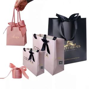 Sac en papier de luxe personnalisé avec logo imprimé pour bijoux, mariages, soins de la peau, beauté, vente au détail, emballage, impression offset, ruban - Product Image 2