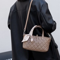 ODM & OEM 2026 Tas Selempang & Jinjing Wanita Model Bucket Kulit Asli Berlapis Jahitan dengan Ritsleting, Gaya Distressed