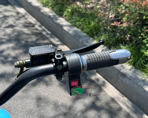 Motocicleta Eléctrica de 2 Ruedas, 1000W, Mini, para Adultos, Batería de 60V 12Ah - Product Image 4