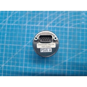 Connecteur d'interface industriel à écran tactile série JAE UT3 UT3-B15/TLN29-A, utilisé comme pièce détachée pour équipement semi-conducteur ancien - Product Image 6