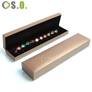 Nouvelle boîte à bijoux en similicuir de style usine, boîte à bijoux personnalisée, boîte de luxe pour boucles d'oreilles et bagues, ensemble de boîtes d'emballage de bijoux avec logo - Product Image 1