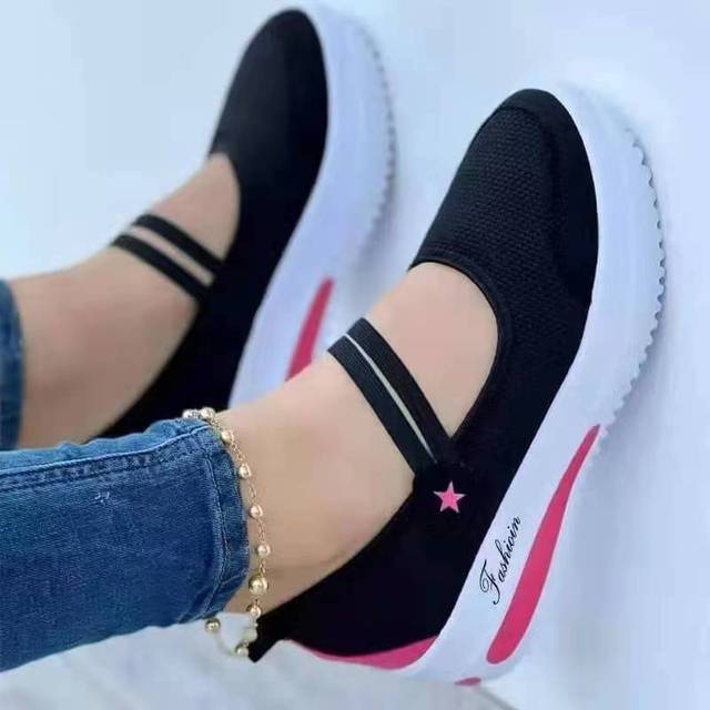 Big Size Casual Shoes  Spring Autumn Wedge Thick Rubber Outsole Toe for Breathable Slip-on Stock Single