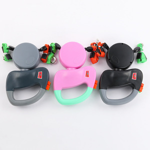 Correa Doble para Perro con Diseño Clásico de Bufanda de Dibujos Animados, Cuerda Doble Antienredos, Acolchada y Retráctil para Perros Pequeños - Product Image 4