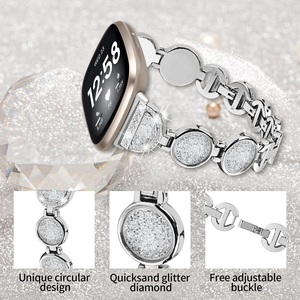 <span class=keywords><strong>Fitbit</strong></span> <span class=keywords><strong>Versa</strong></span> <span class=keywords><strong>3</strong></span>/Sense <span class=keywords><strong>Versa</strong></span> 4/Sense 2 Quicksand Glitter Diamond Metal Watch Band用のユニークな円形デザインのステンレススチールストラップ - Product Image 4