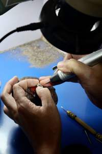 Servicios Profesionales de Joyería UM, Reparación Experta, Restauración, Limpieza Integral, Pulido, Cuidado Profesional. Envío No Incluido - Product Image 6