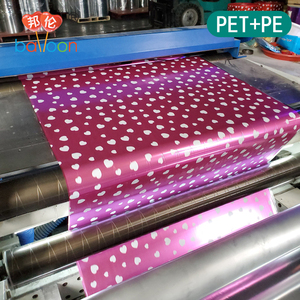 Matériau de <span class=keywords><strong>film</strong></span> de ballon en feuille PET + PE composite imprimé laminé de couleur Offre Spéciale avec motif de coeur d'amour - Product Image 3