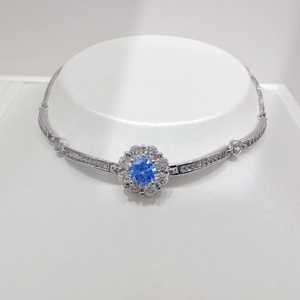 Bracelet personnalisé en argent 925 avec zircon, charme nœud papillon, zircon coloré, plaqué or 18 carats, bracelets étoiles raffinés pour filles. - Product Image 3