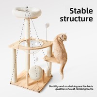 Arbre à chat en bois massif avec griffoir en sisal et maisonnette-capsule pour animaux d'intérieur