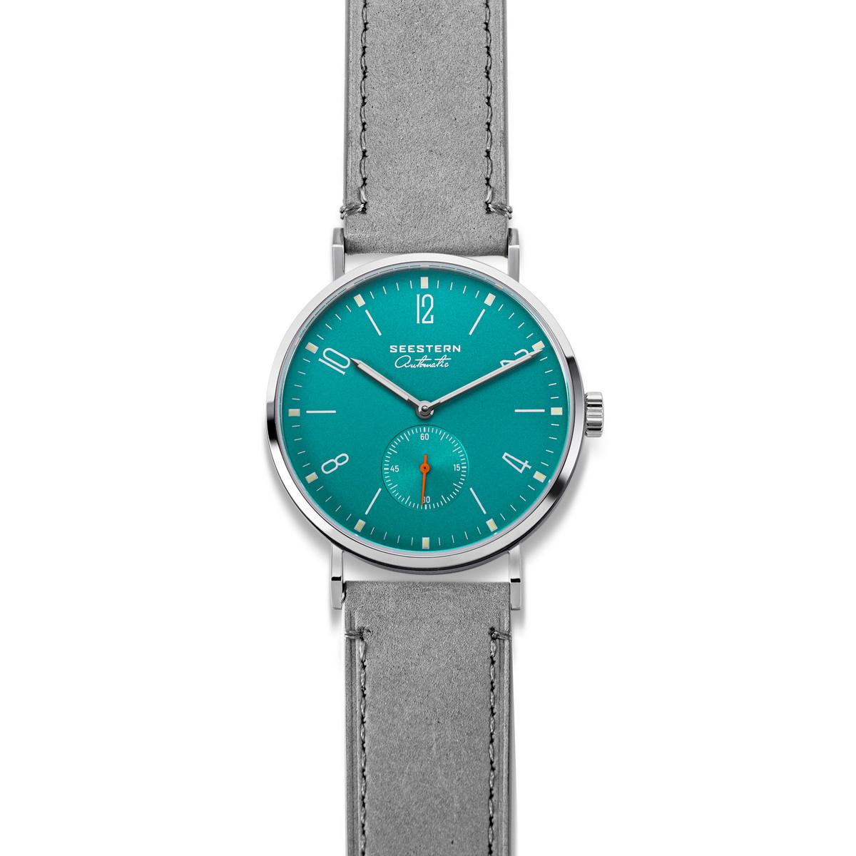 สีเขียว