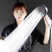 Pommeau de douche à main filtrant 7 modes de jet de pluie 360° °   Filtre rotatif en plastique ABS remplaçable pour projets de salles de bain d'hôtels