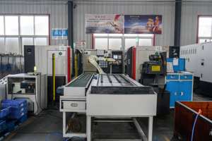 Ciondolo artigianale in acciaio inox e rame con calice paralume in ottone metallo filatura ciotola di miscelazione lamiera fabbricazione - Product Image 5