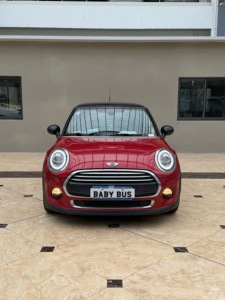 Voiture d'occasion <span class=keywords><strong>à</strong></span> essence, berline, 2016 <span class=keywords><strong>MINI</strong></span> <span class=keywords><strong>Cooper</strong></span> 1.5T pour l'exportation mondiale - Product Image 1