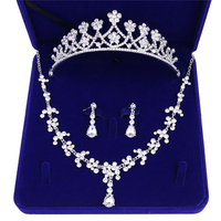 Trois pièces mariée couronne diadème collier boucles d'oreilles accessoires de cheveux de mariage ensemble pour les fêtes et fiançailles
