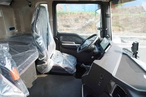 Nuevo <span class=keywords><strong>Camión</strong></span> Refrigerador HOWO <span class=keywords><strong>de</strong></span> 9.6M, Chasis 4x2, Diésel, Manual, 11-20T, -20C, para Transporte <span class=keywords><strong>de</strong></span> Alimentos en Cadena <span class=keywords><strong>de</strong></span> Frío - Product Image 6