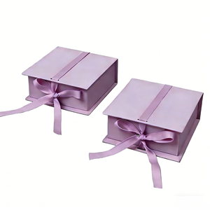 Boîte à bijoux élégante personnalisée en <span class=keywords><strong>carton</strong></span> avec gaufrage, revêtement UV, doublure en éponge, boîte rigide en forme <span class=keywords><strong>de</strong></span> livre rose <span class=keywords><strong>pour</strong></span> l'emballage <span class=keywords><strong>de</strong></span> montres en cadeau - Product Image 3