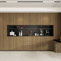 Armoire de salon moderne Melinco, murs et portes mats, matériau WPC de haute qualité, écologique, durable, armoire de chambre à coucher