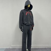 Ensemble de survêtement 2 pièces personnalisé de haute qualité, brodé et imprimé, avec pantalon de survêtement à jambe large à effet déchiré et ourlet effiloché, et sweat à capuche court zippé